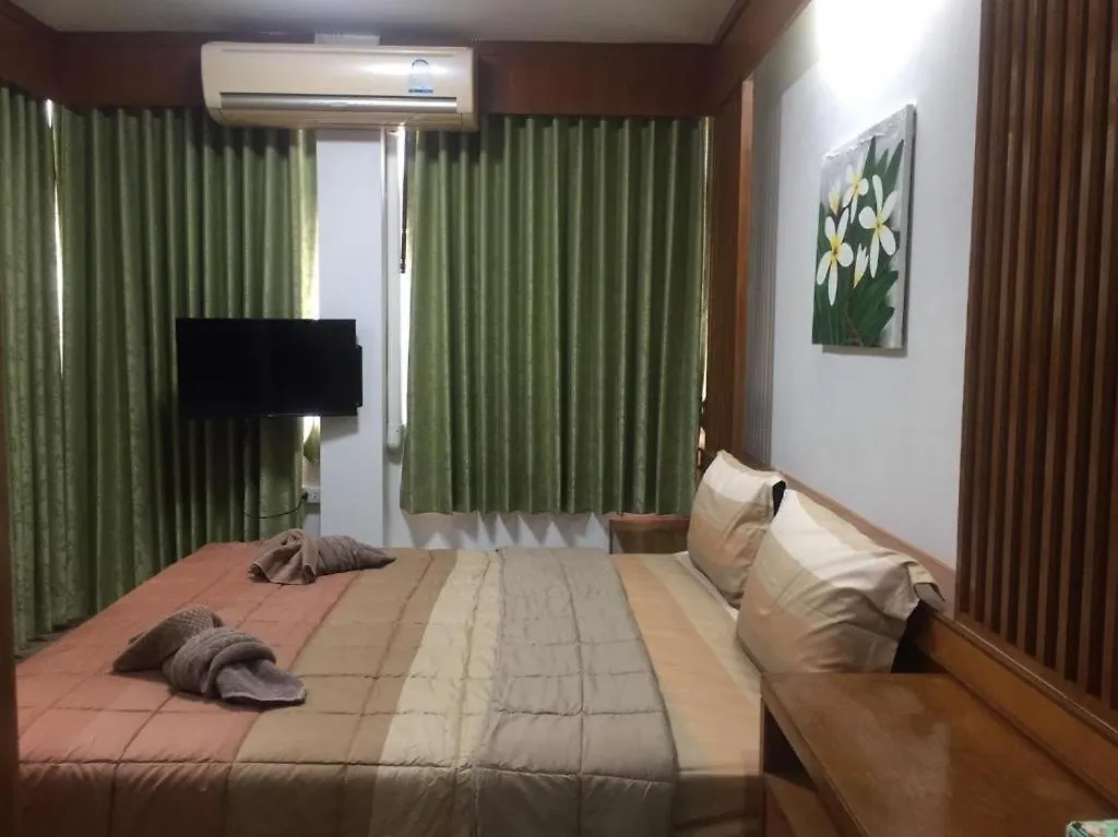Praew Guesthouse Koh Lanta Thailand